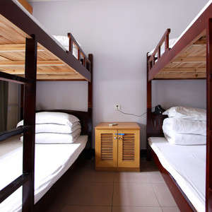 Why Colleges Require a Meningitis Vaccine to Live in Dorms